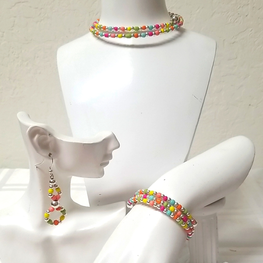 MEMORY WIRE Set, Silvertone And Multi Southwest Color Beads, HANDCRAFTED  H13